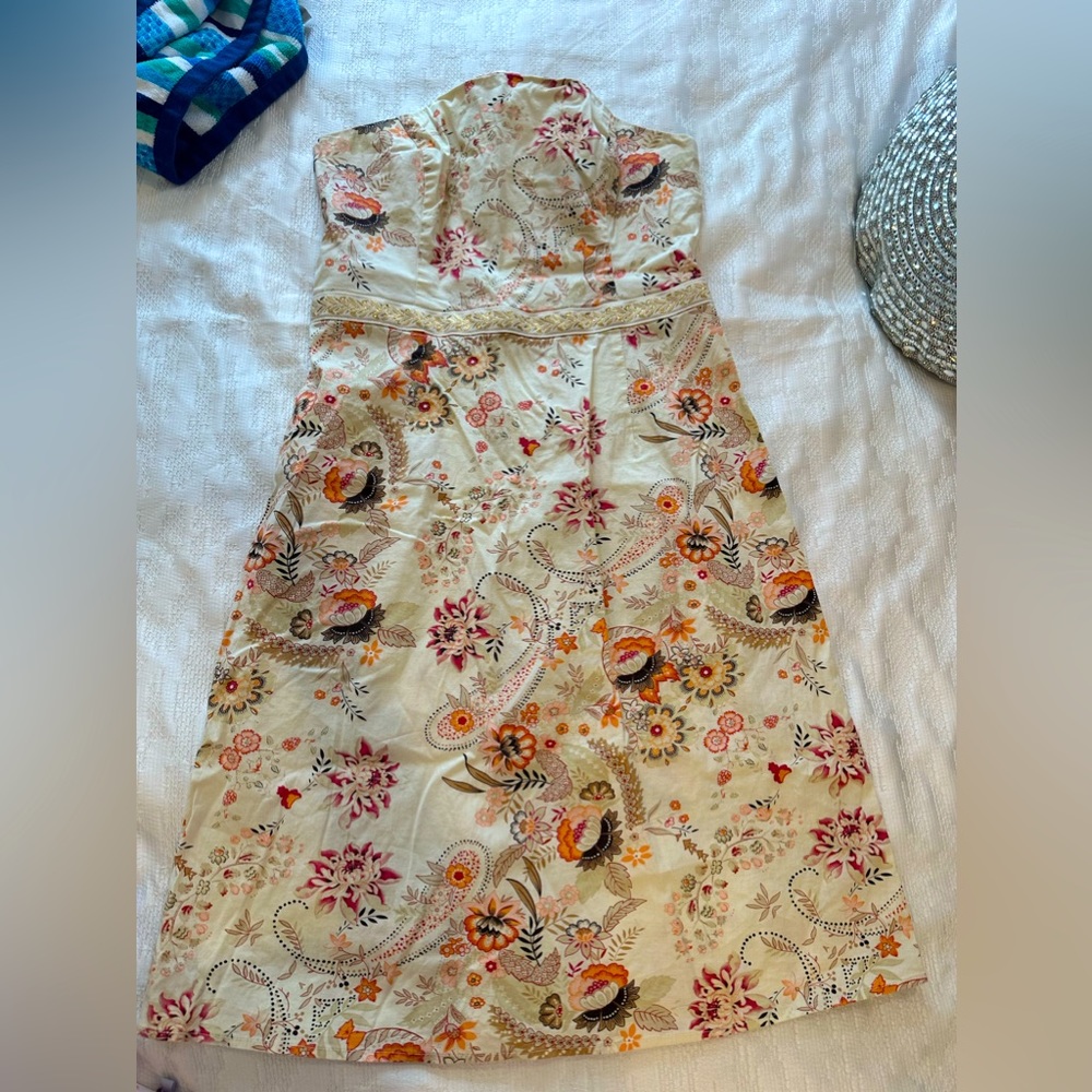 Strapless dress